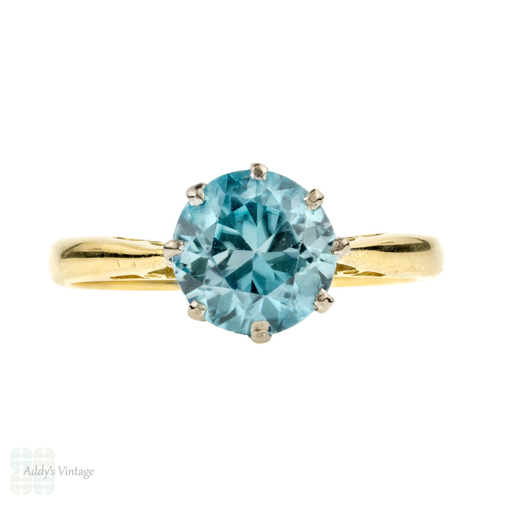 BALANCE. Blue Zircon Solitaire Ring, Vintage 18ct 18k Yellow Gold Single Stone Engagement Ring.