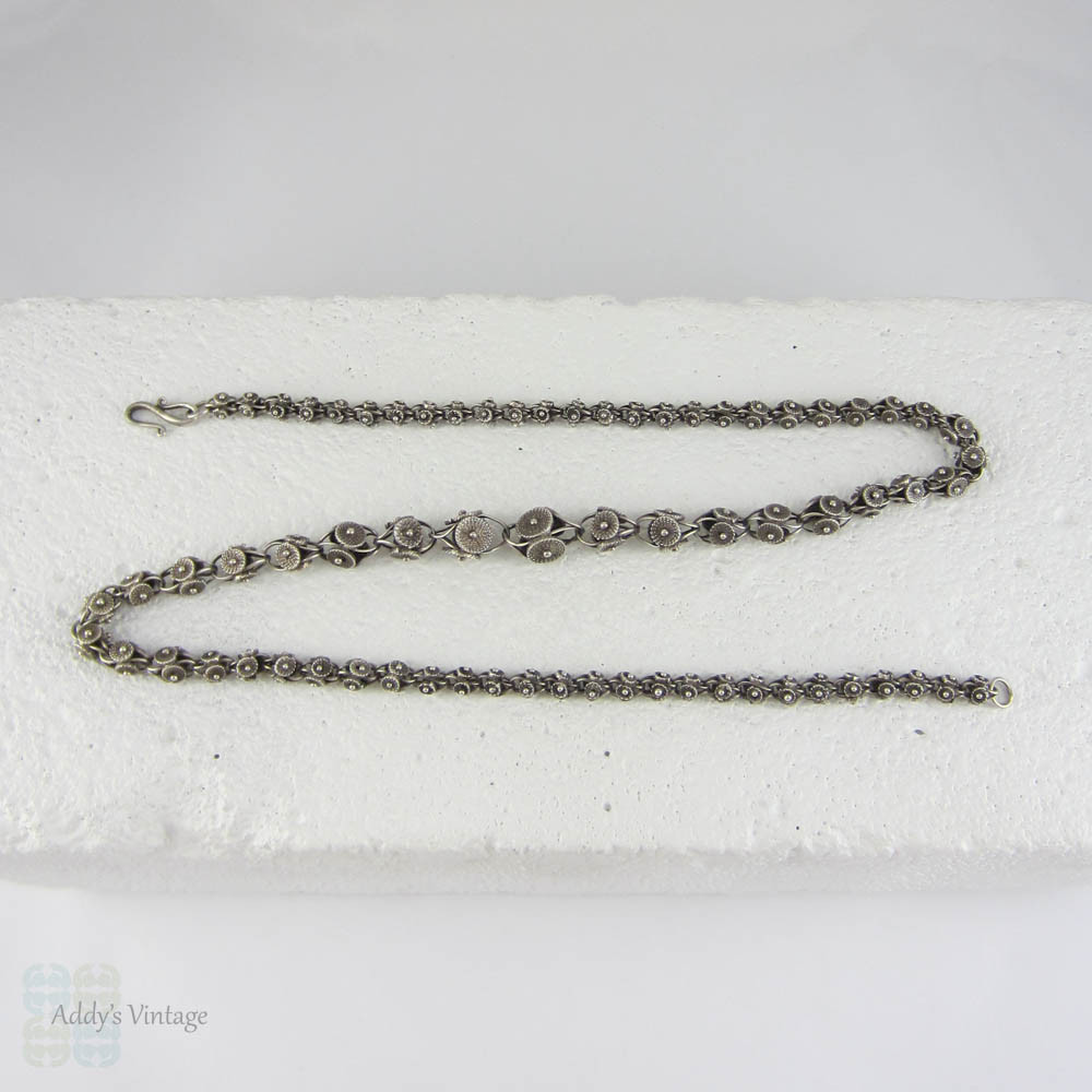 Antique French 800 Silver Fancy Link Necklace, Graduated Daisy Flower Design. 46 cm, 18 inches long.