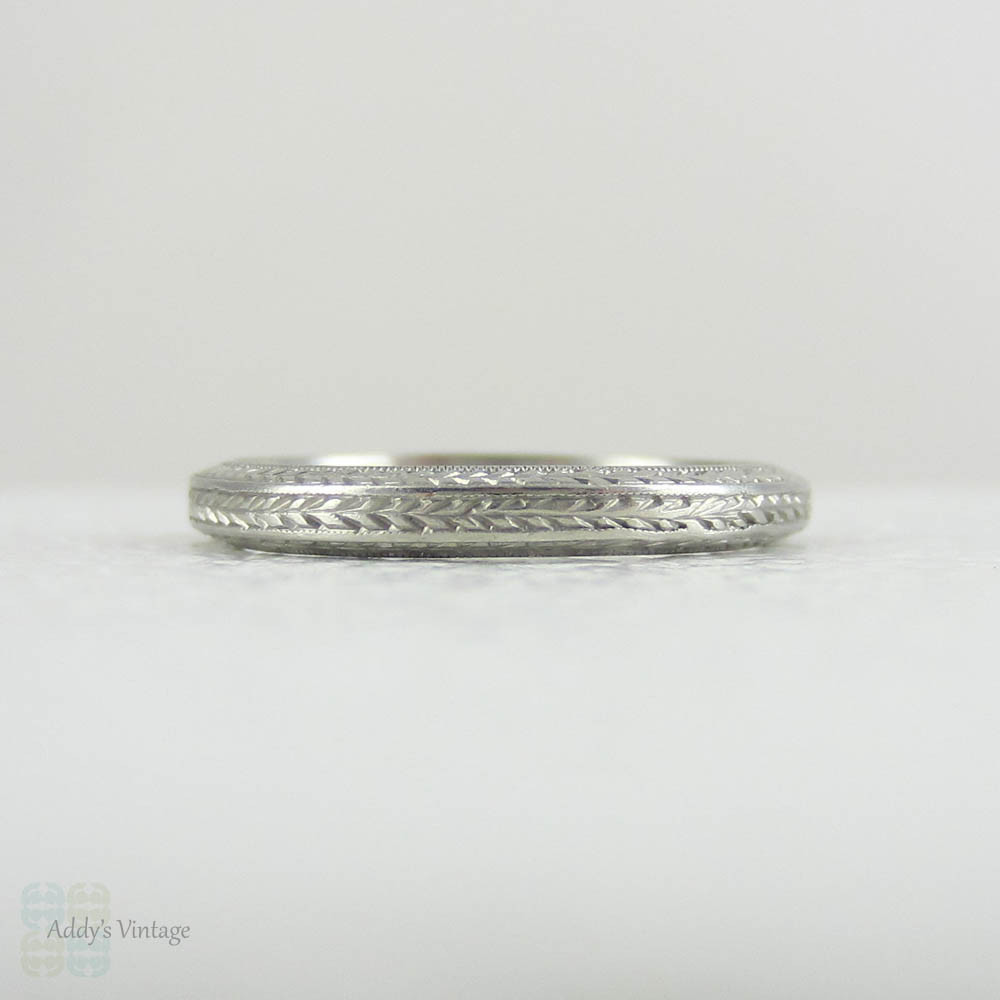 Art Deco Ornately Hand Engraved Platinum Wedding Ring. Narrow Platinum Wedding Band, Wreath Wheat Engraving on Three Sides, Dated 1930.