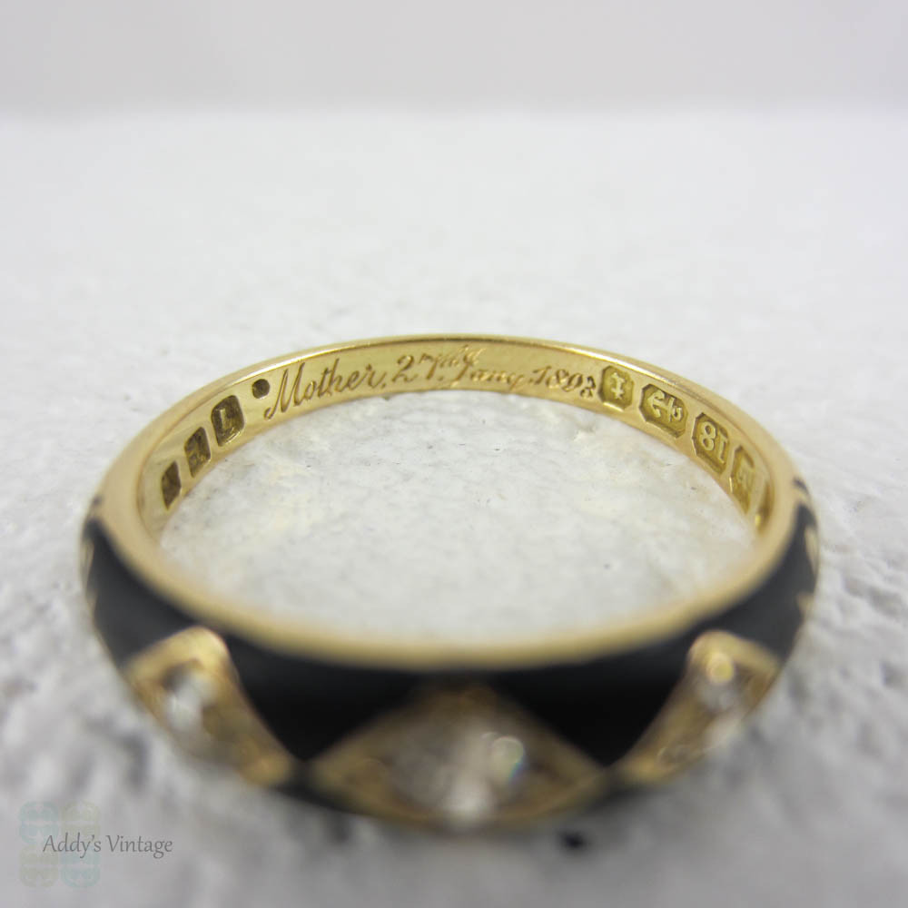 Vintage Mourning Ring, 1890s. Three Old Cut Diamonds Set in 18 Carat Yellow Gold with Black Enamel.