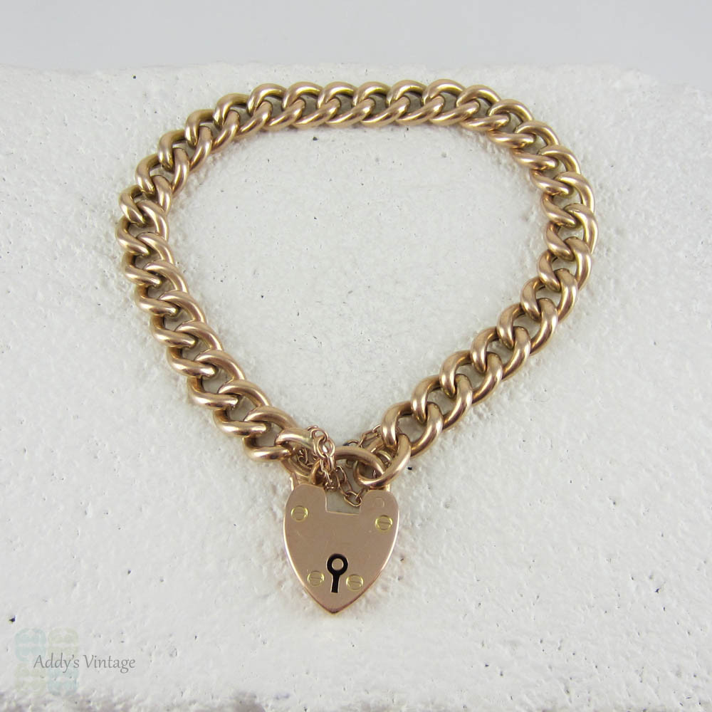 Edwardian 9 Carat Rose Gold Curb Link Bracelet with Heart Padlock Clasp with Heart Shaped Clasp, Chester Hallmark.