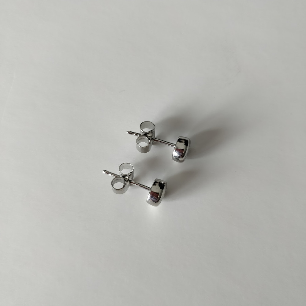 RESERVED Bezel Set 0.25 ctw Diamond Earrings, Vintage 18ct 18k White Gold Diamond Studs.