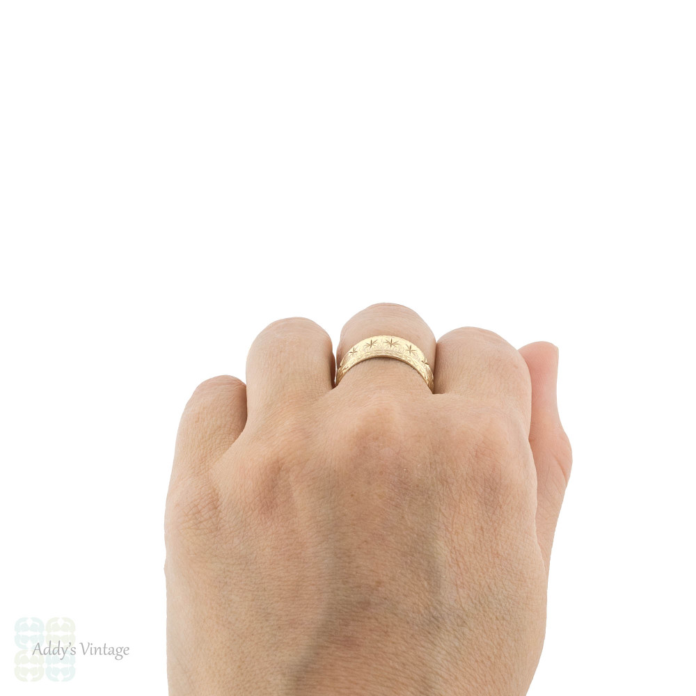 Engraved 9ct Star Men's Wedding Ring, Wide Vintage 9k Yellow Gold Band Size R / 8.5.