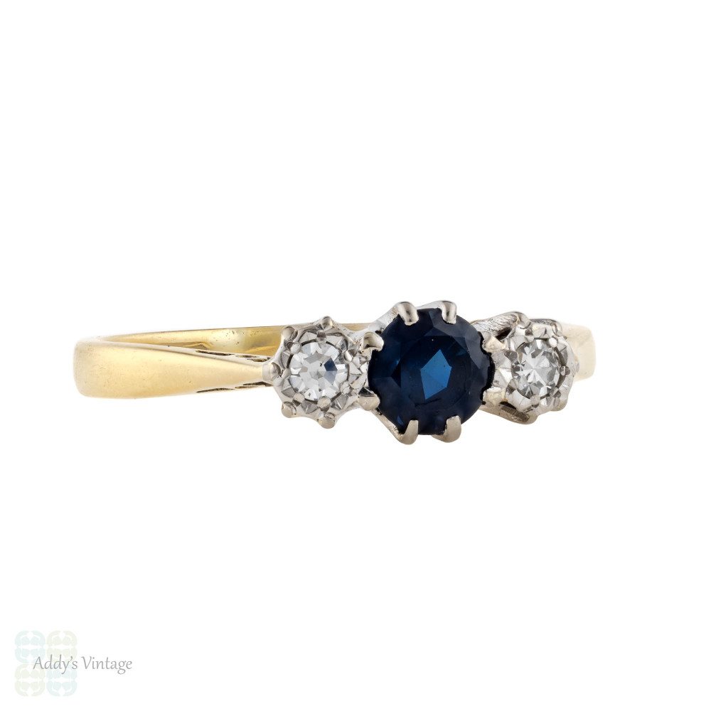 Sapphire & Diamond Three Stone Engagement Ring, 1930s Vintage 18ct & Platinum Ring.