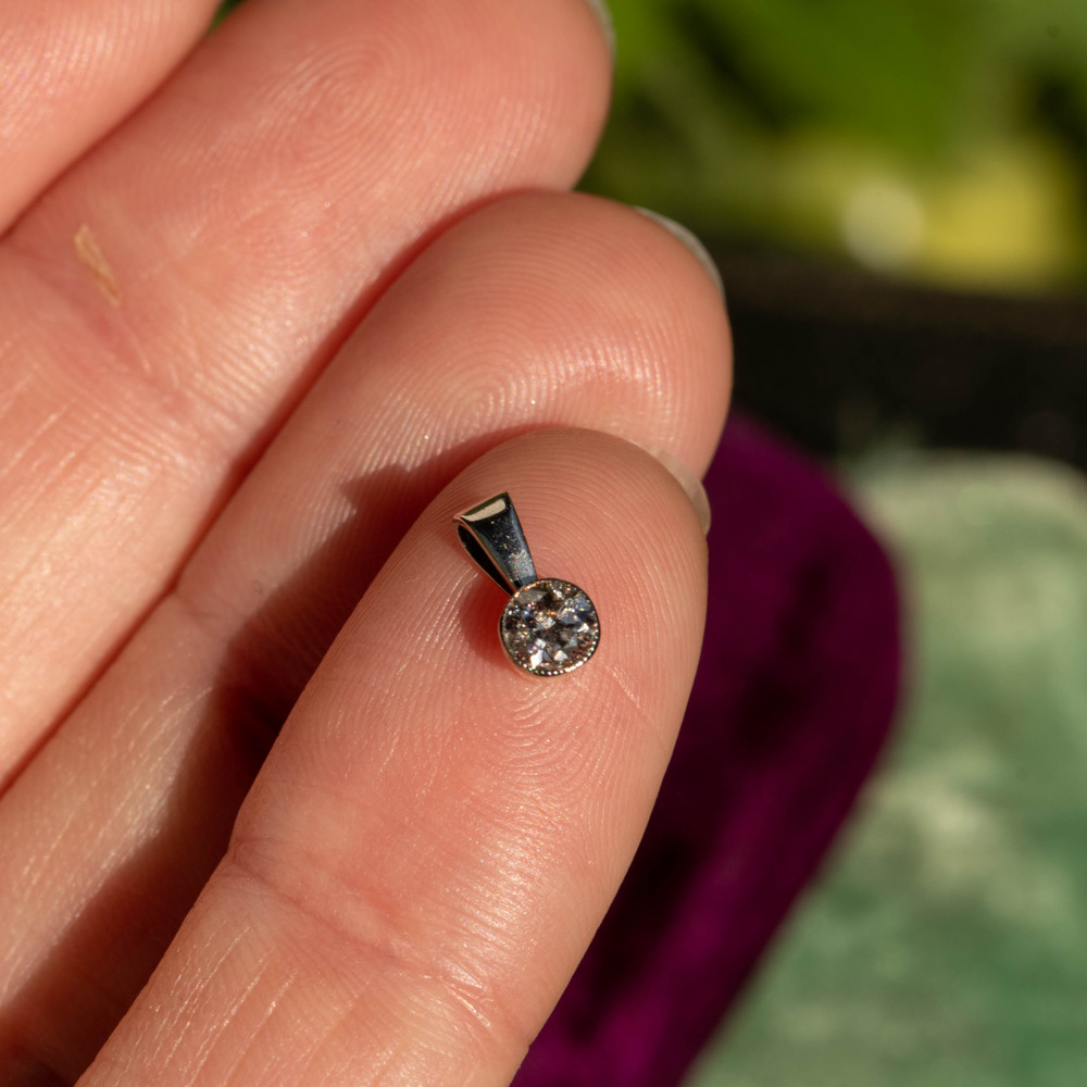 Old European Cut Diamond Pendant, 0.16ct Bezel Set Design 14k 14ct Gold.