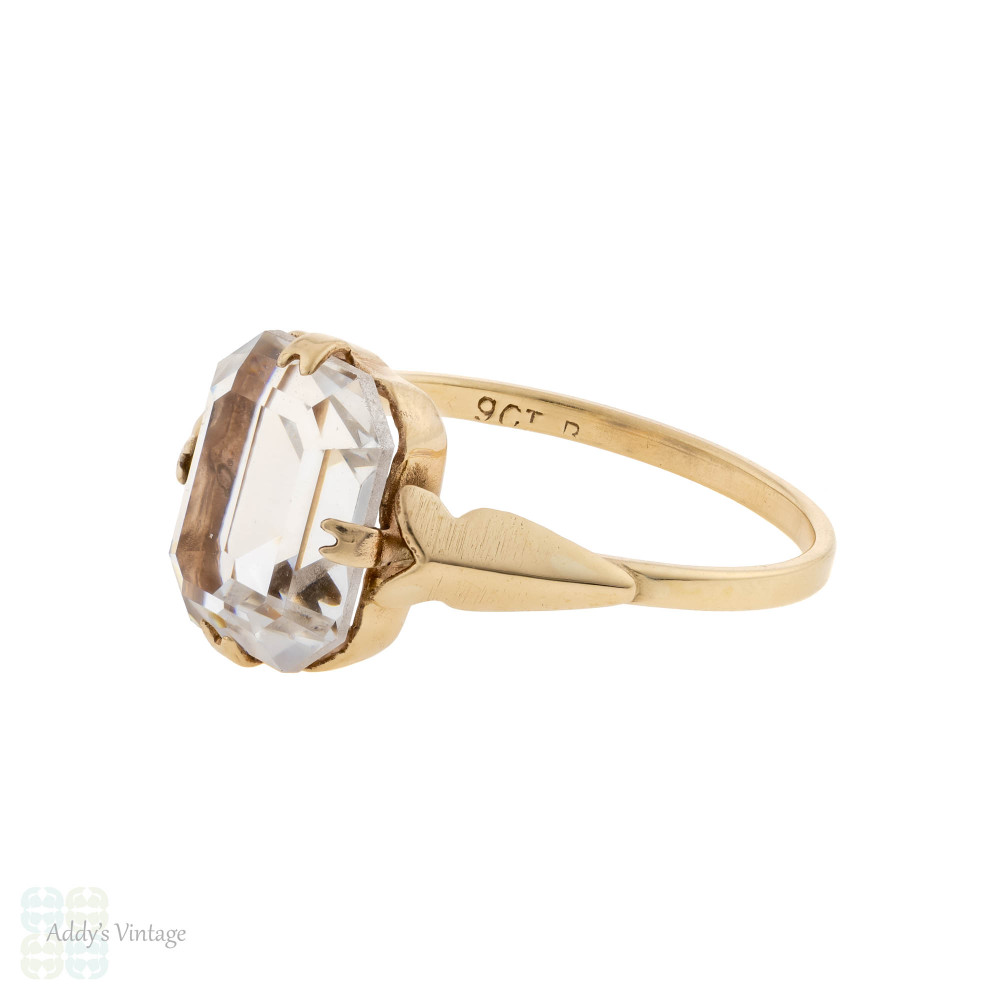 Vintage 9ct Gold Emerald Cut Paste Glass Ring.