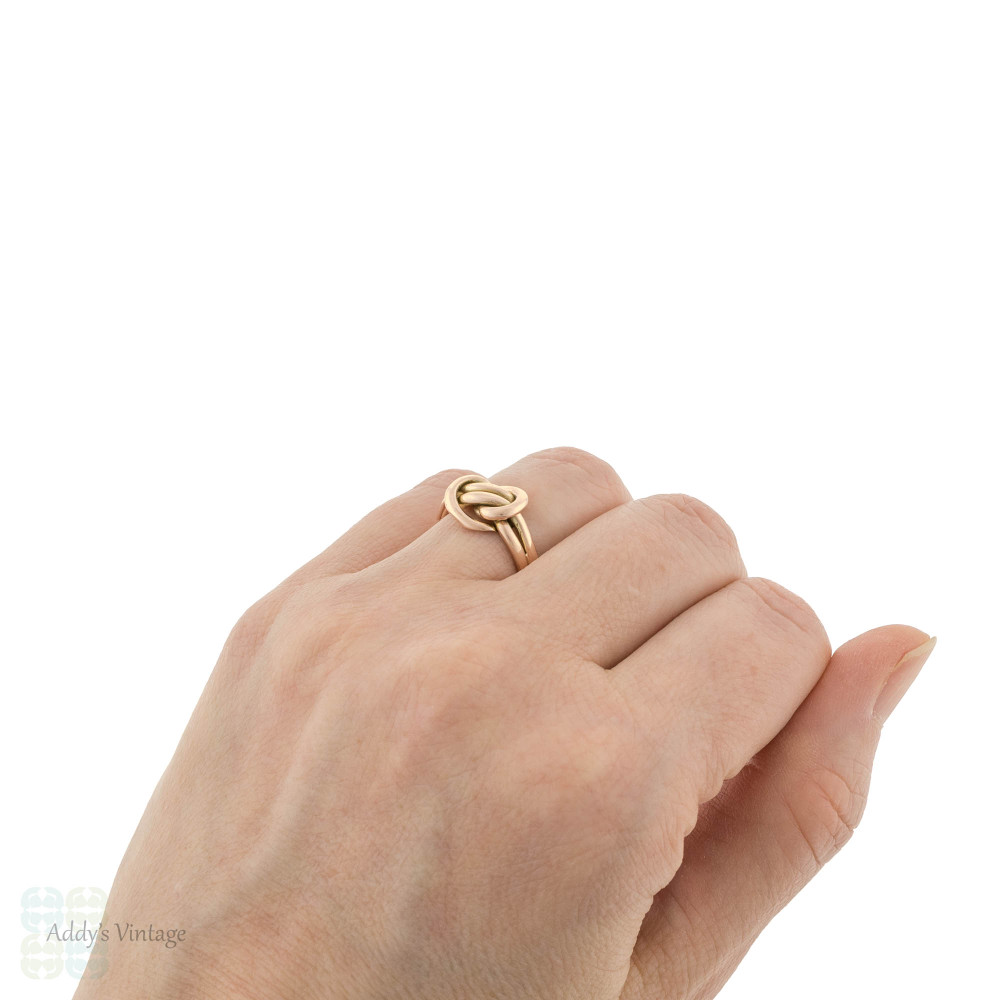 9ct gold knot ring – Nikki Stark Jewellery