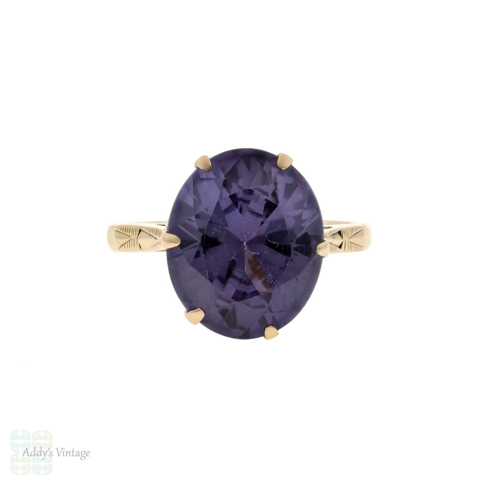Synthetic Colour Change Sapphire Cocktail Ring, Vintage 14k Gold Mid Century Ring.
