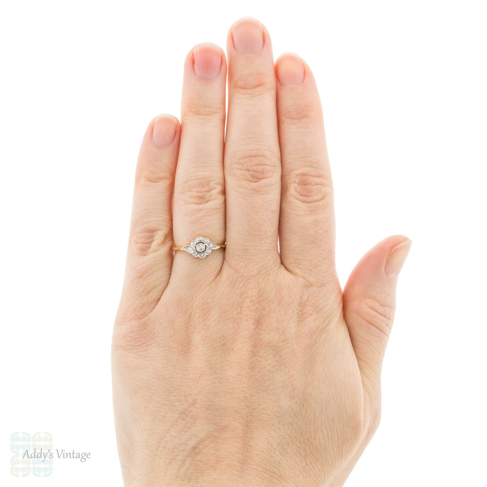 Art Deco Asymmetrical Swirl Diamond Ring, Vintage Cluster 18ct & PLAT.