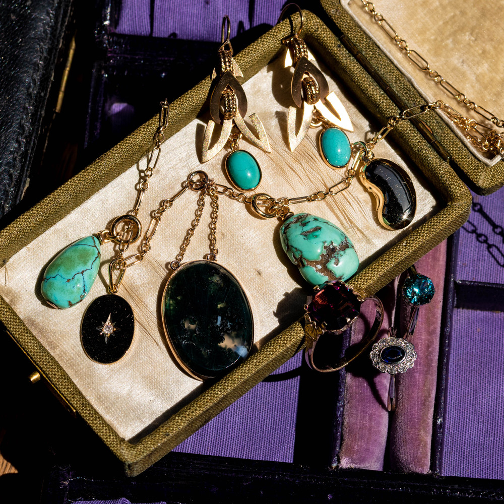 Antique Victorian Moss Agate 9ct Bezel Set Pendant.