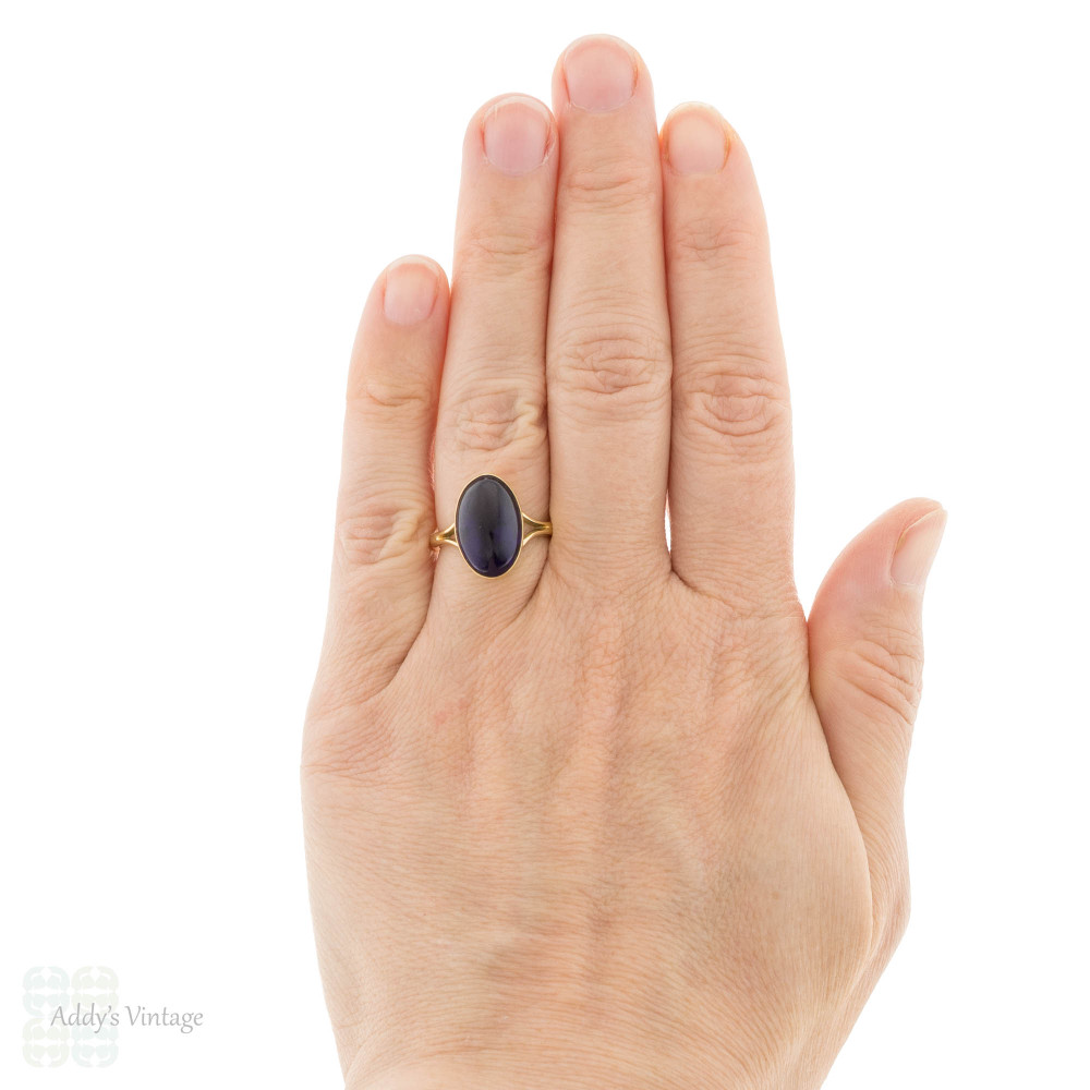 Amethyst 18ct Gold Bezel Cabochon Cut Ring, Vintage 1980s.