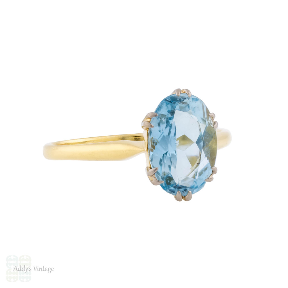 Mid Century Aquamarine Oval Cut Single Stone Ring, Double Claw 18ct Gold.