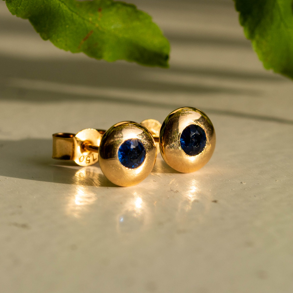 Antique Sapphire Flush Bezel Set 18ct Gold Stud Earrings.