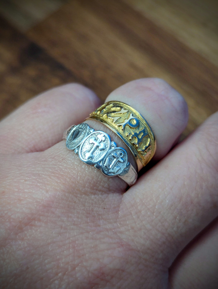 Victorian 18ct Gold Mizpah Ring, Antique Sentimental Band.