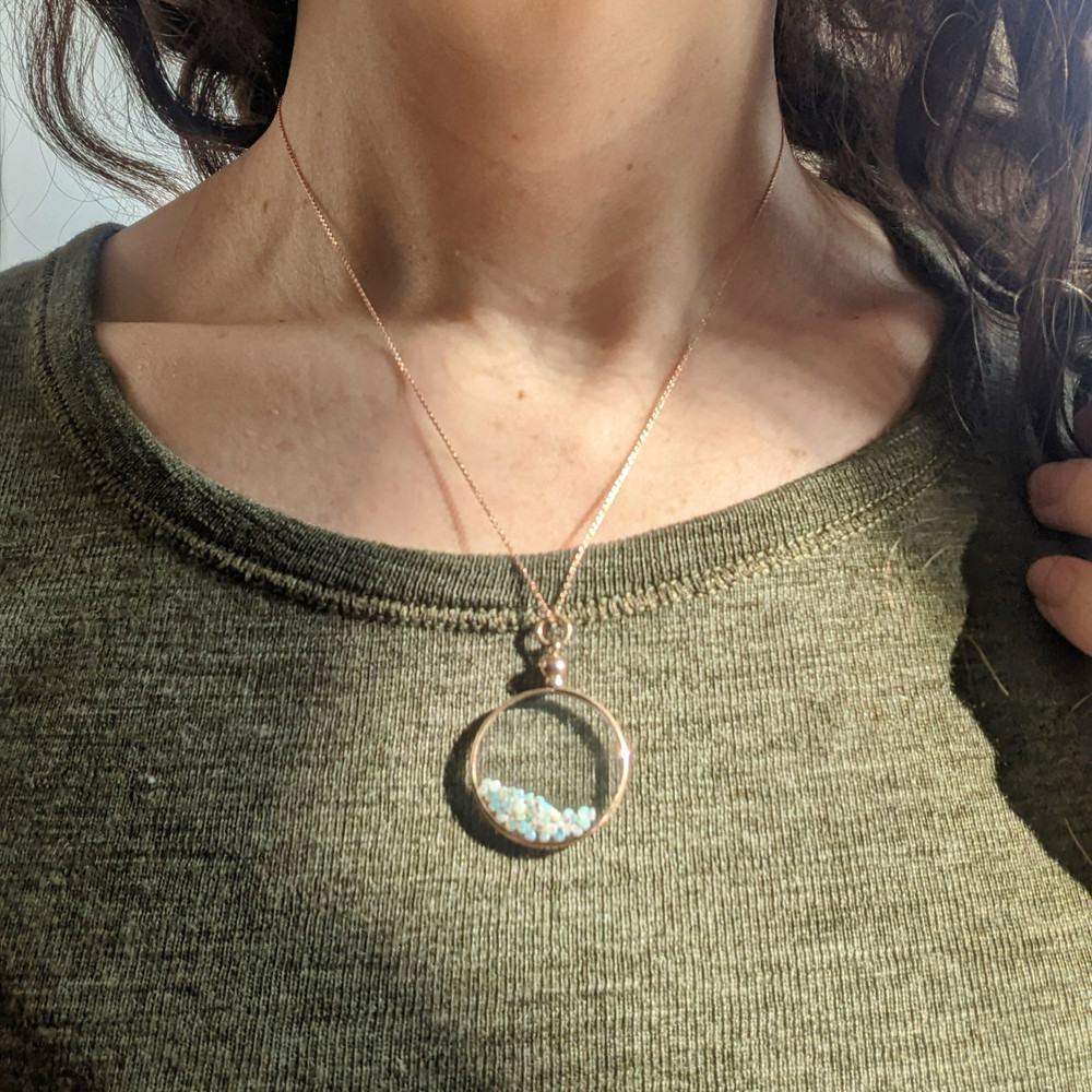 Antique Edwardian 9ct Gold Opal Shaker Locket, Screw Top Pendant.