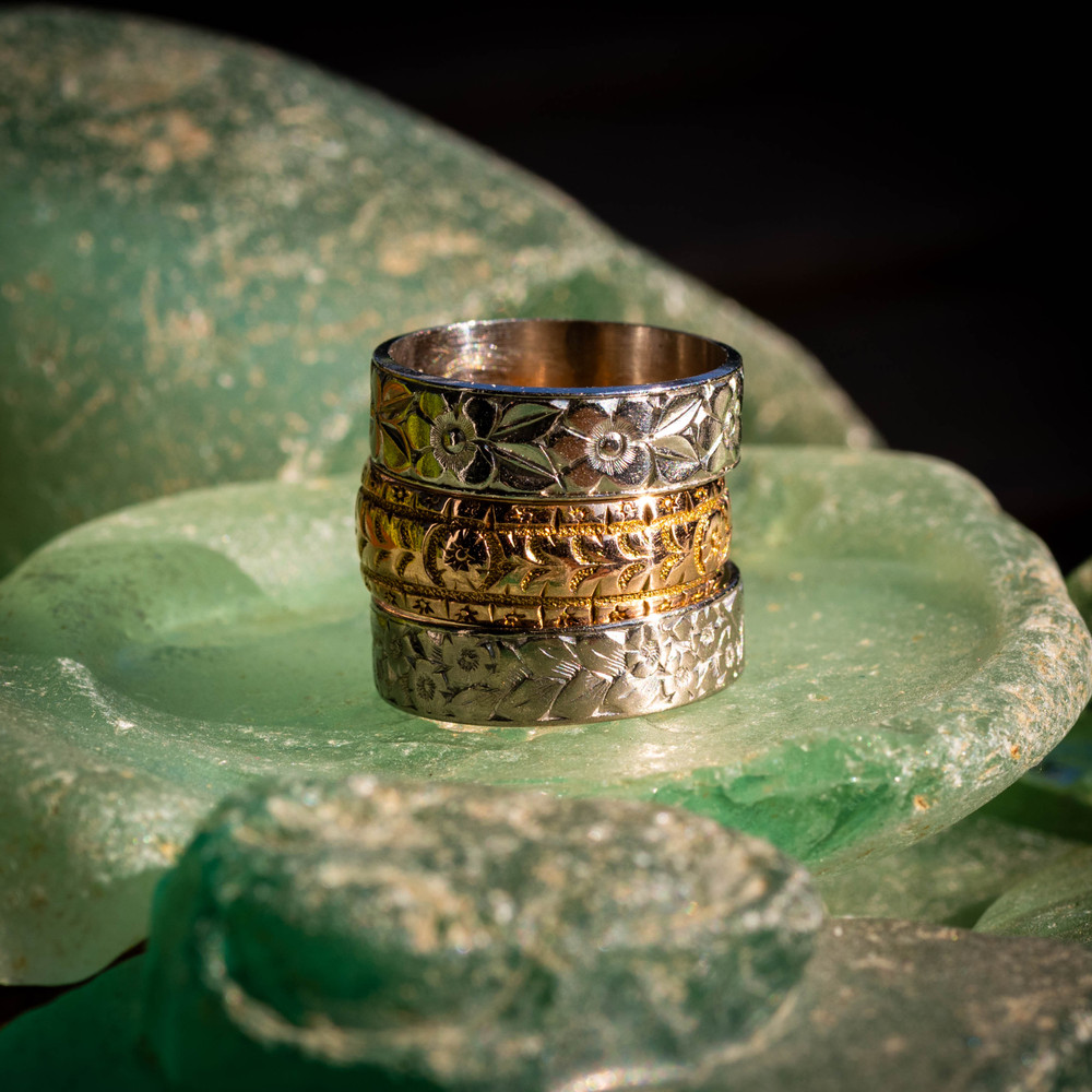 Wide Vintage Mid Century Platinum Flower Blossom Wedding Ring, Size L.5 / 6.