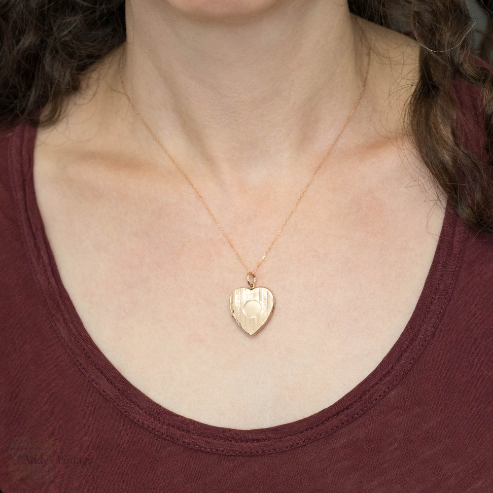Vintage Heart Shape Locket, 9ct Gold Back & Front.