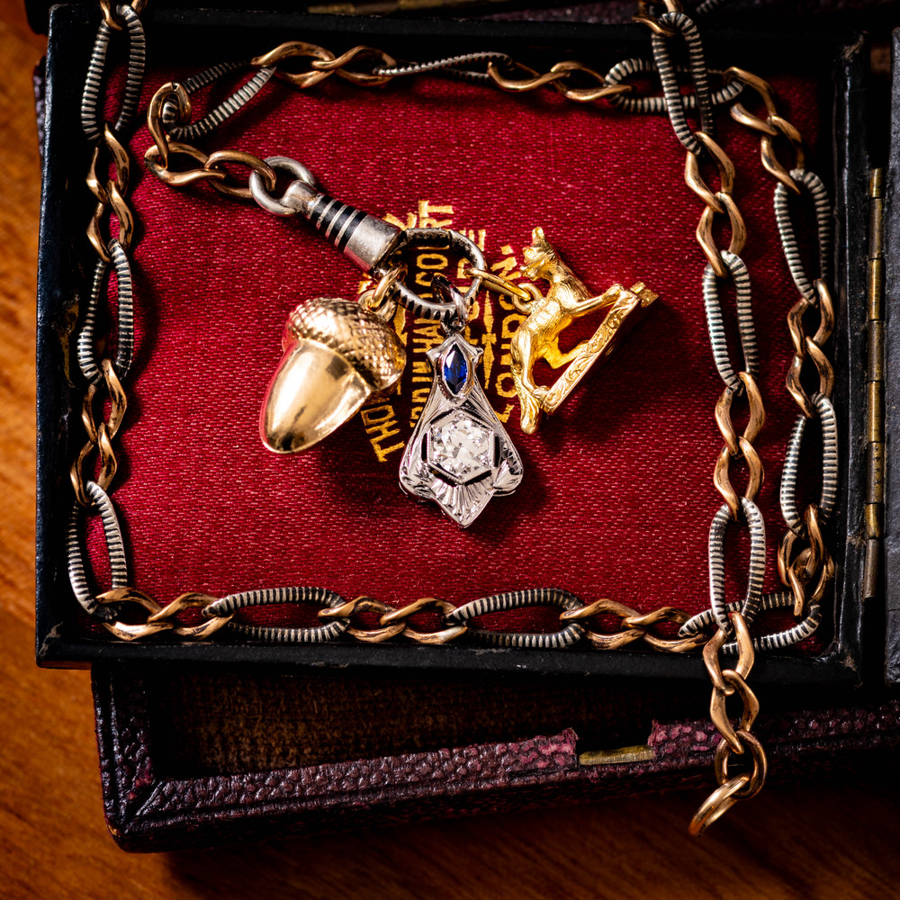 Antique 15ct Gold Fox Charm Pendant.