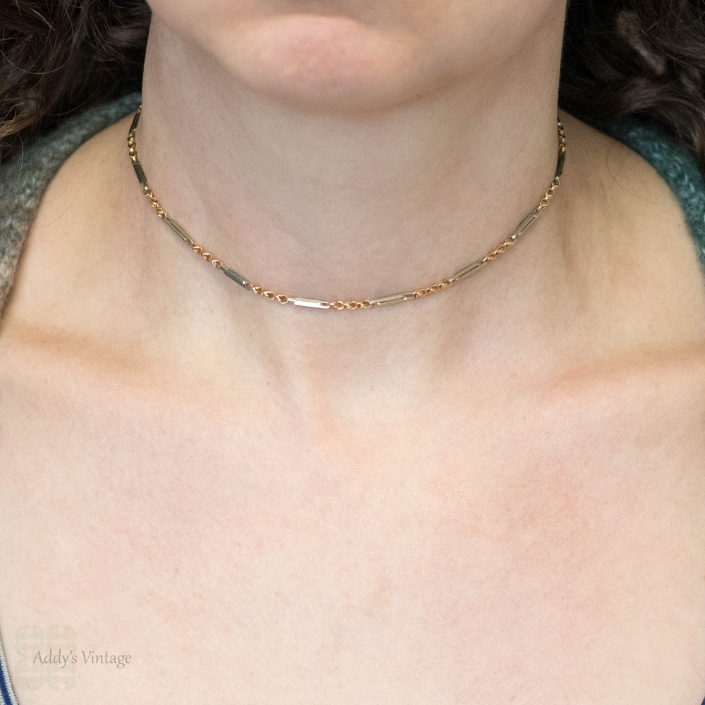 Antique 9ct Gold Bi-Colour Fancy Link Chain, 35 cm.