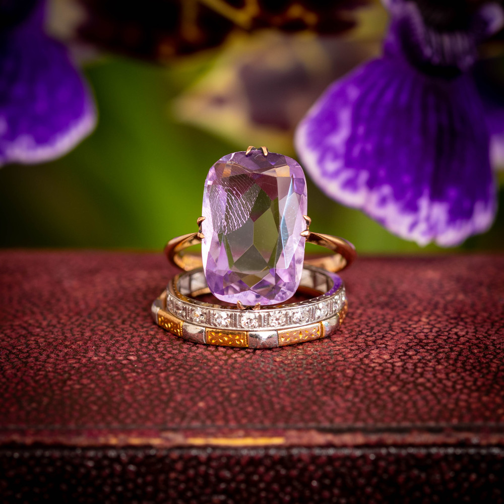 1920s Cushion Cut Solitaire  Amethyst Ring, 9ct Gold Double Claw Design.