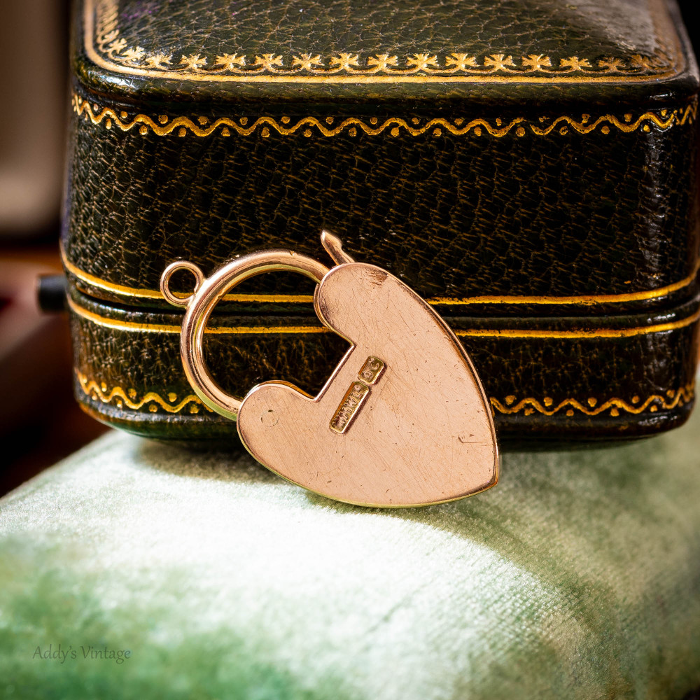 Antique Engraved 9ct Gold Heart Padlock Pendant Clasp.