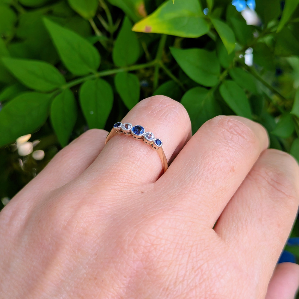 Antique Five Stone Sapphire Ring, 9ct & Platinum.