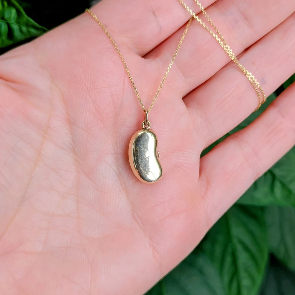 Antique 9ct Gold Victorian Lucky Bean Charm Pendant.