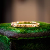 Antique 12ct Gold Wreath Engraved Wedding Ring, Size J / 4.75.