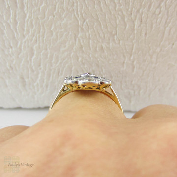 Art Nouveau Sapphire & Diamond Panel Ring, Beautiful Curved Fan Style Geometric Design. 18 Carat Gold, Circa 1910s.