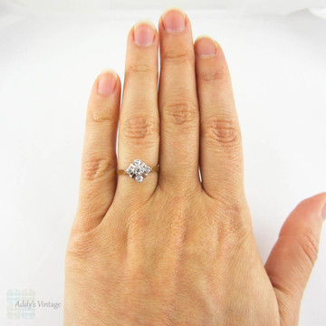 Vintage Diamond Engagement Ring, 5 Stone 1970s Diamond Ring Set in Geometric Shape, 18 Carat White & Yellow Gold.