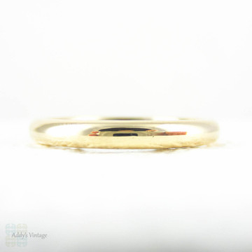 Vintage 1940s Wedding Ring, 9 Carat Yellow Gold with Platinum Lining Narrow D Shape Ladies Wedding Band.