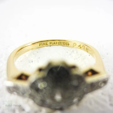 Vintage Flower Diamond Engagement Ring, Art Deco Daisy Shape Diamond Cluster Ring. 0.30 ctw, 18 Carat & Platinum, Circa 1930s.