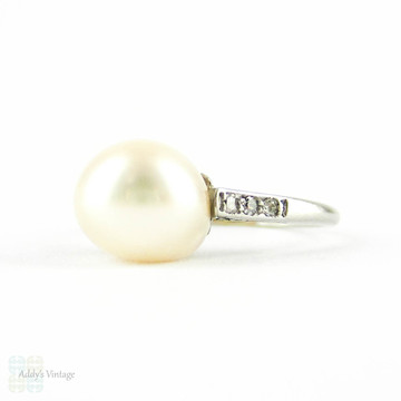 Antique Pearl & Diamond Engagement Ring. Edwardian Platinum Set White Cultured Pearl Ring. Circa 1900s.
