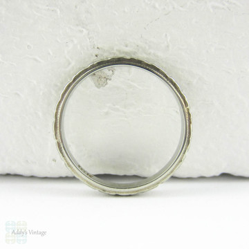 Art Deco Engraved Wedding Ring, Forget Me Not Flower Blossom Design with Milgrain Beading in 18 Carat White Gold. Size K.5 / 5.5.