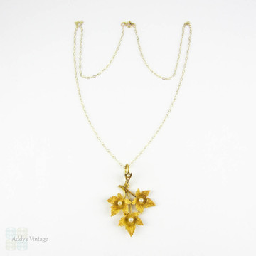 RESERVED. Edwardian Yellow Gold Leaf Pendant with Cultured Pearls. Textured Canadian Maple Leaves in 15 Carat Yellow Gold.