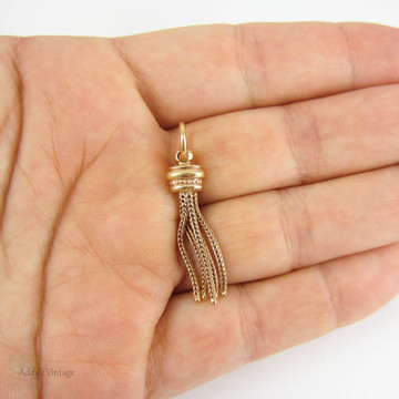 Antique Victorian Tassel Charm, 15 Carat Rose Gold, 5 Strand Long Oval Shaped Engraved Tassel for Fob, Circa 1890s.
