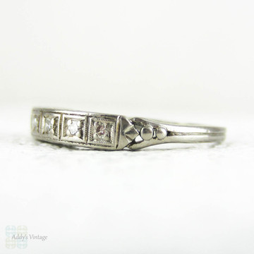 Art Deco Diamond Wedding Ring, Engraved 18ct White Gold Square Set 7 Stone Wedding Band with Flower Engraving and Miligrain Beading, Circa 1930s.