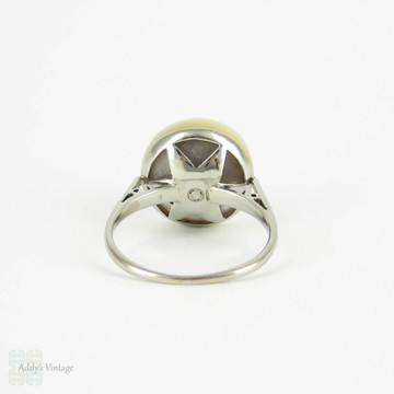 Deposit - Vintage Mabe Pearl Ring in Sterling Silver. Large White Mabe Pearl in Delicate Silver Setting, 20th Century.