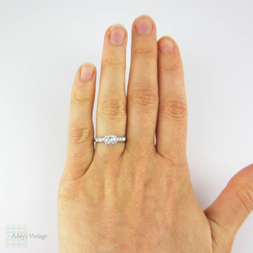 Vintage Diamond Engagement Ring, 0.66 ct Round Brilliant Diamond in Triple Claw PLAT Setting. 0.78 ctw, Circa 1940s.