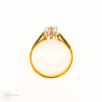 Vintage Diamond Engagement Ring, Round Brilliant Cut Diamond in Classic Diamond Setting. Circa 1980s, 0.30 ct in 18 Carat Gold.