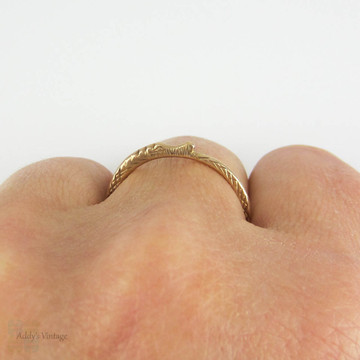 BALANCE Antique Ouroboros Snake Split Ring, Large 15 Carat Gold Serpent Split Ring for Fobs and Charms, Circa Mid 1800s.