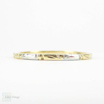Mid Century Wedding Ring, Engraved Floral Pattern in 18 Carat Yellow with 14 Karat White Gold Accents. Circa 1940s, Size M / 6.25.