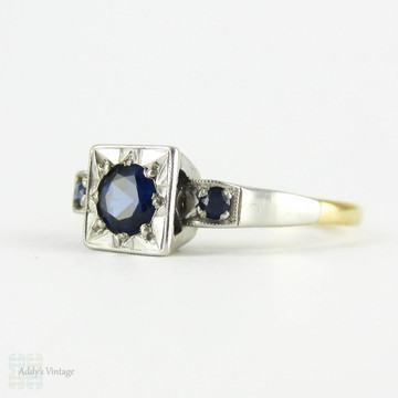 Vintage Sapphire Engagement Ring, Mid 20th Century Three Stone Blue Sapphire Ring in 18ct Yellow Gold & Platinum.