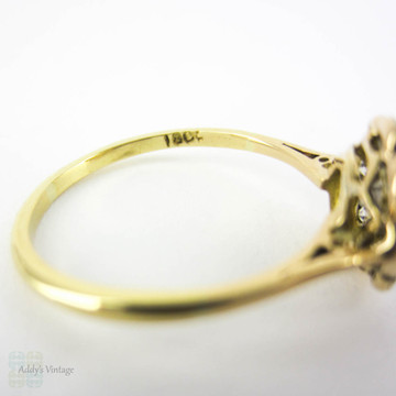 Vintage Diamond Flower Engagement Ring, Daisy Shape Diamond Cluster Ring, 0.33 ctw. Circa 1940s, 18 Carat Gold.
