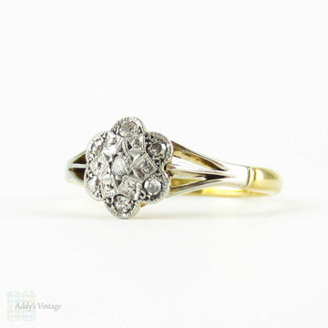 Vintage Flower Shape Diamond Engagement Ring, Daisy Cluster Ring. Circa 1920s, 18ct Gold & Platinum.