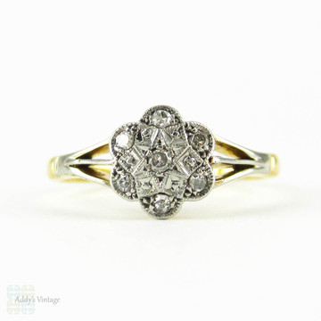 Vintage Flower Shape Diamond Engagement Ring, Daisy Cluster Ring. Circa 1920s, 18ct Gold & Platinum.