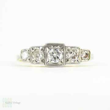 Vintage Five Stone Diamond Wedding Ring, 0.32 ctw Square Set Graduated Ring. Circa 1930s, 18ct & Platinum.