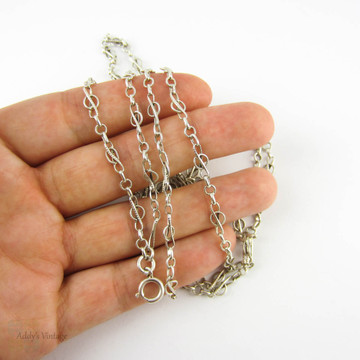 Antique French Silver Chain, Edwardian Fancy Link Long Guard Necklace with Engraved Intertwined Links. Circa 1900s, 136 cm / 53.5 inches.