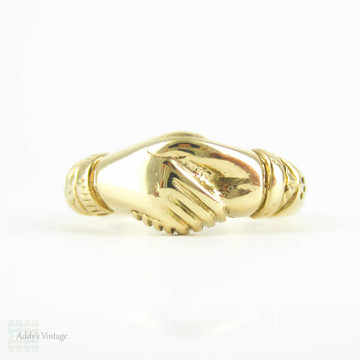 Vintage Fede Clasped Hands Ring, 9 Carat Yellow Gold Joint Hands Wedding Band. Circa 1970s.