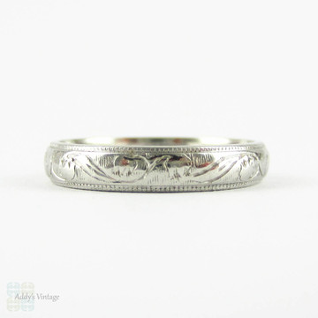 Art Deco Platinum Wedding Ring, Engraved Foliate Snowdrop Design Band with Milgrain Beading. Circa 1930s, Size N.5 / 7.